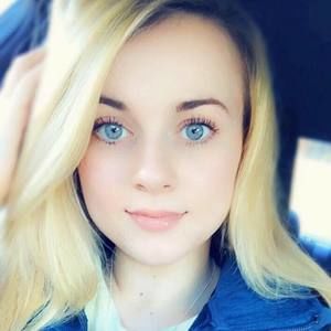 Meet your Posher, Abigail